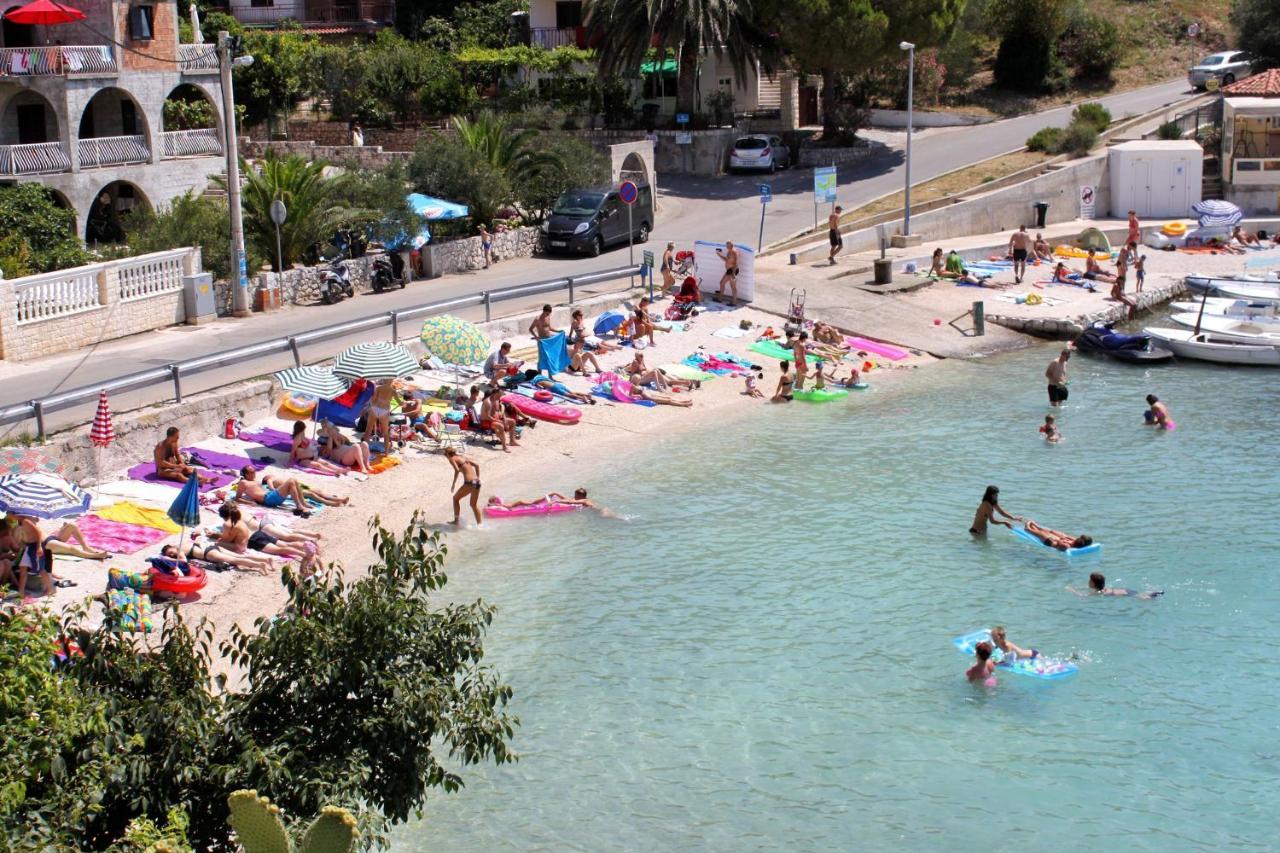 Apartments With A Parking Space Mavarstica, Ciovo - 8439 Trogir Exterior photo